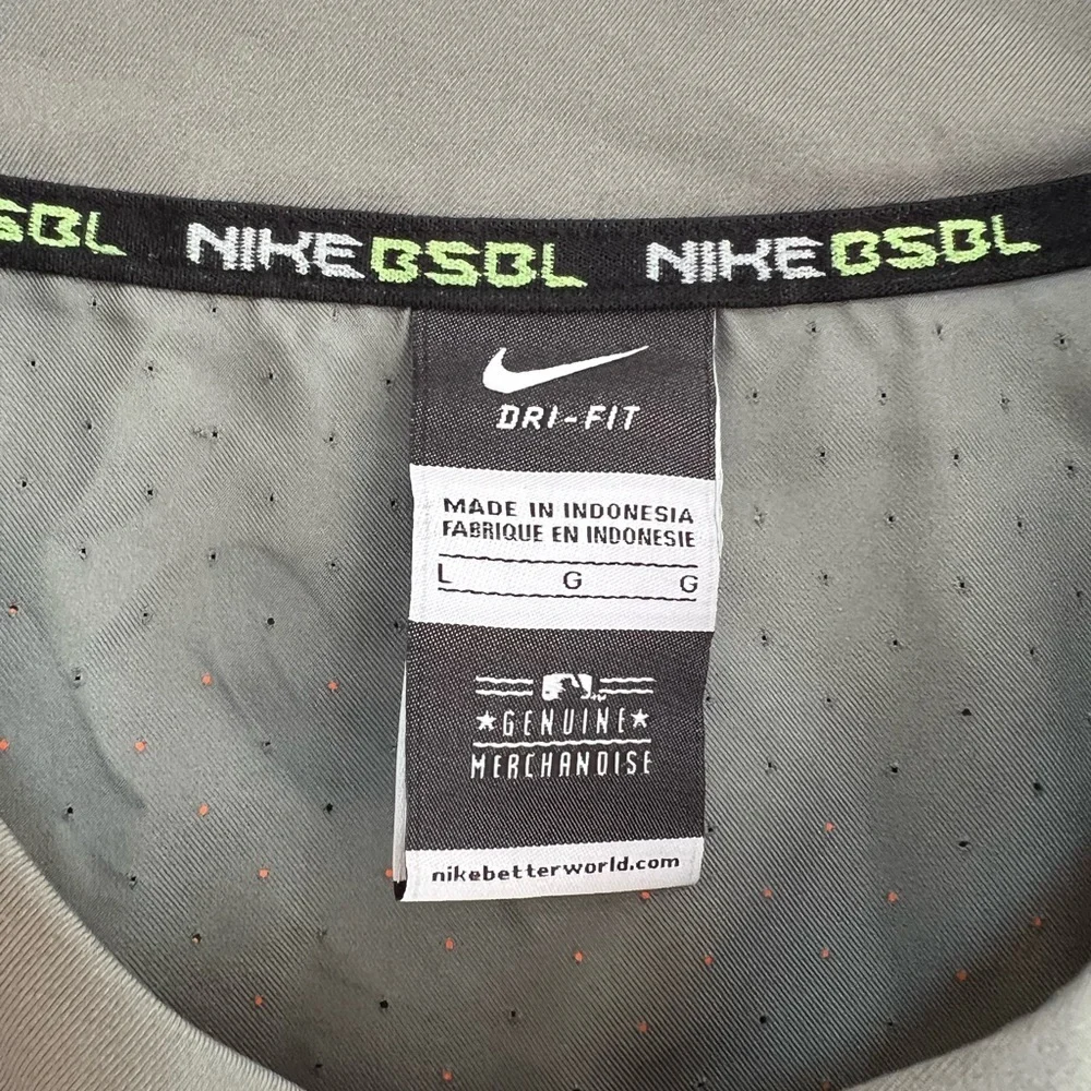 Nike men baseball